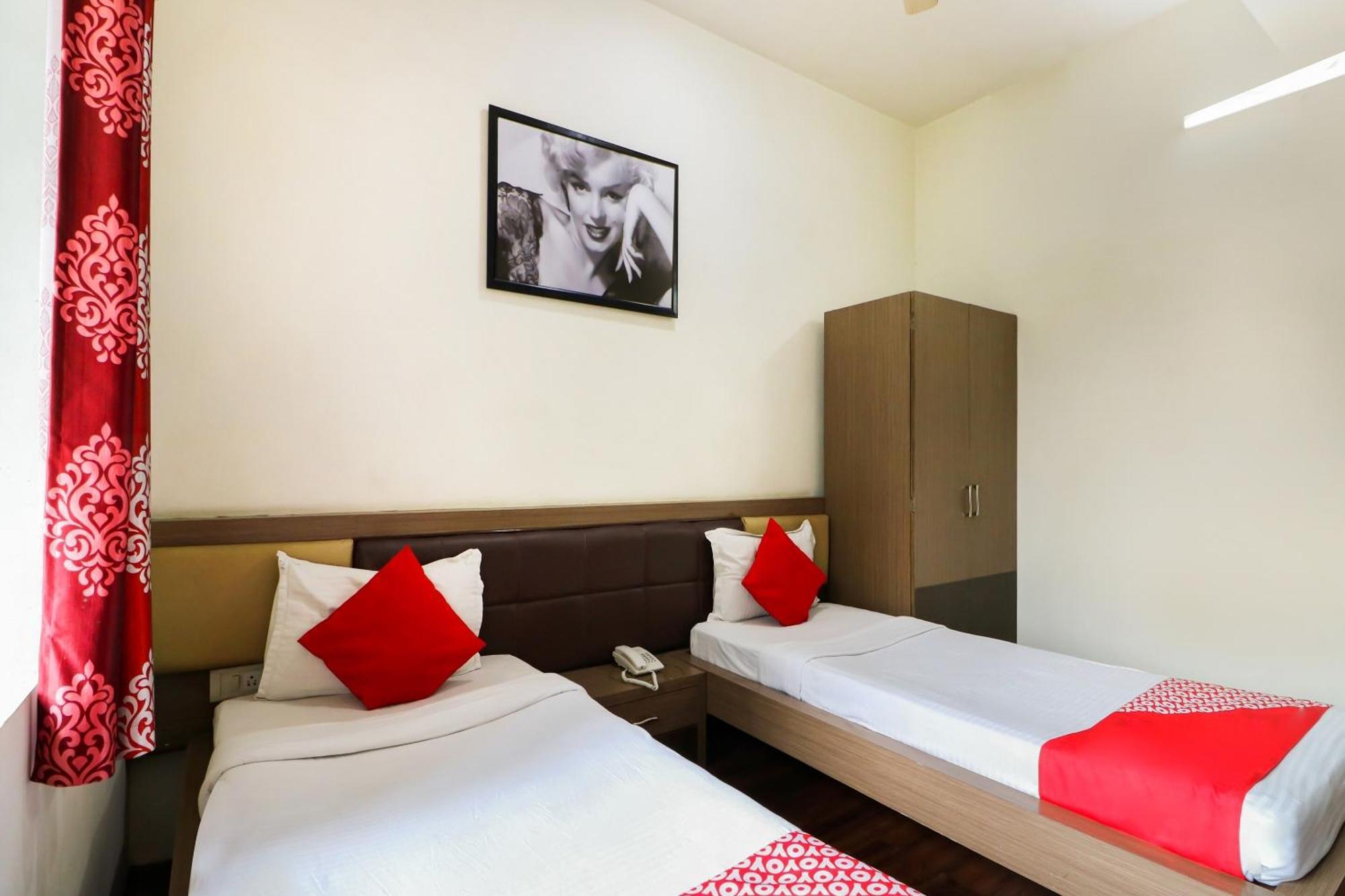 Oyo Flagship 1805 Hotel Star Delight Panchuria Exterior photo